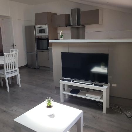 Charmant T2 Centre Village Medieval La Cadiere D Azur Εξωτερικό φωτογραφία